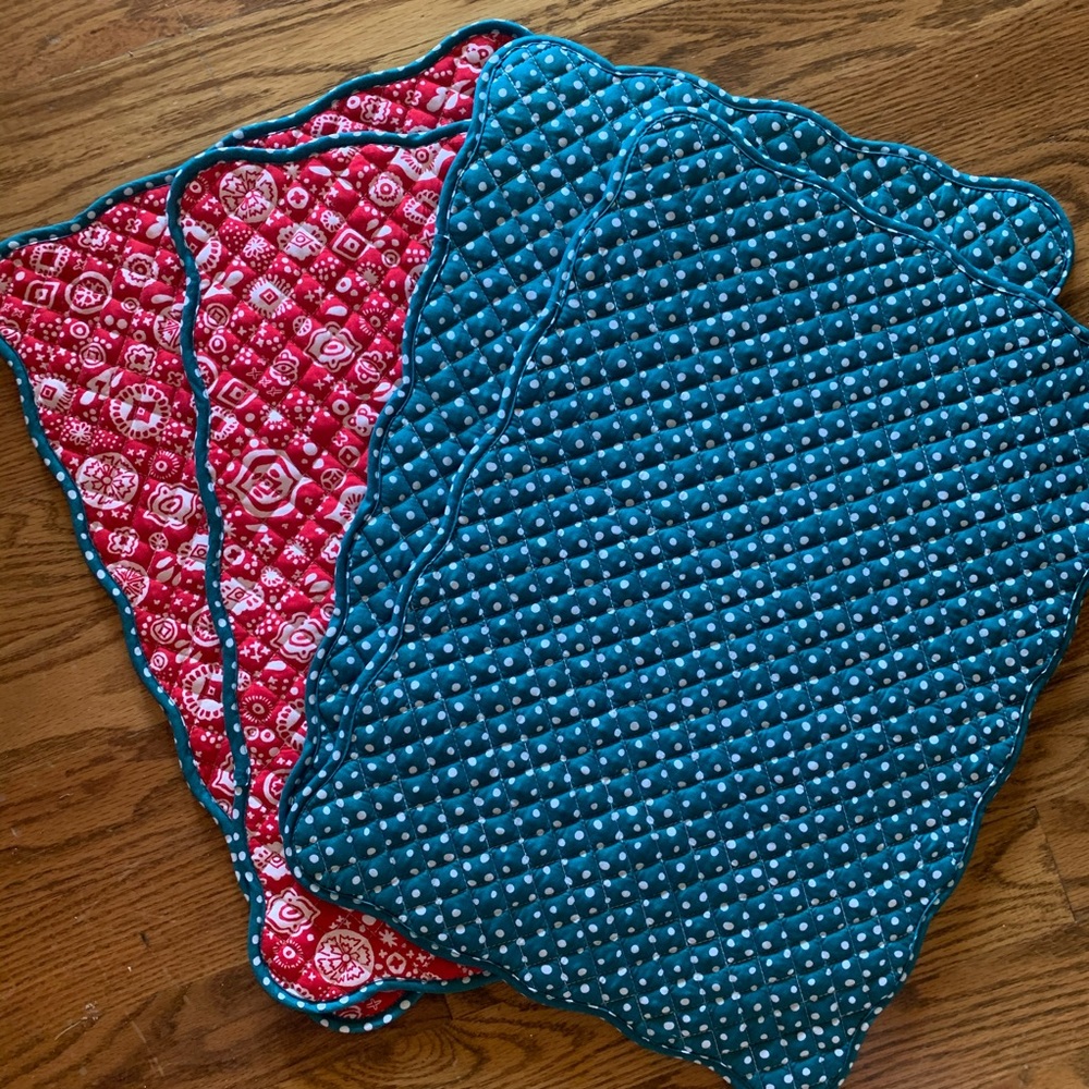 Quilted Pioneer Woman Christmas Placemats